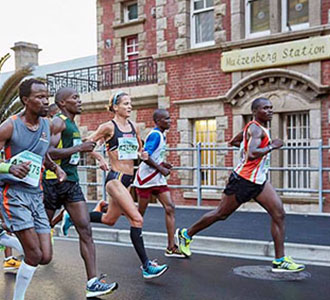 Tanith going pass Muizenberg Station 2 Oceans 2016